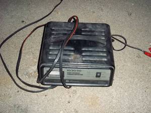 lot 349 image: Schumacher fast charge power booste...