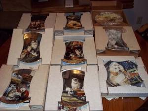 lot 556 image: Large assortment of collectible pla...