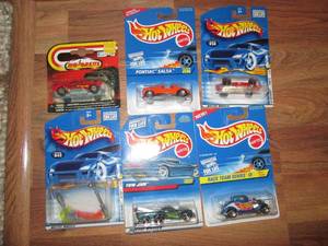 lot 150 image: Lot (6) Hot Wheels Collectible Die ...
