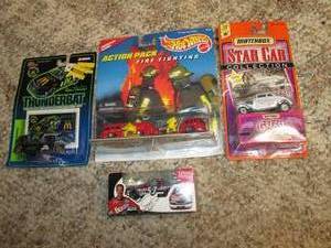 lot 166 image: Lot of (4) Hot Wheels, Matchbox and...