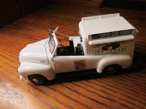 lot 234 image: Heavy Duty Die cast Replica 1953 Go...