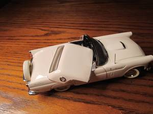 lot 240 image: Heavy Duty Die cast Replica Colonia...