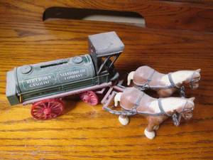 lot 245 image: Heavy Duty Die cast Replica bank wi...