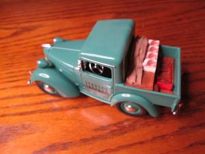 lot 270 image: Heavy Duty Die cast Replica of a 19...