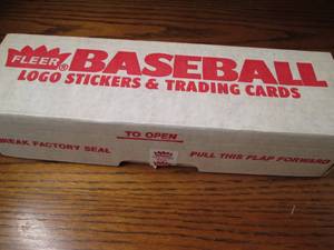 lot 422 image: Brand New, Fleer Factory Sealed C...