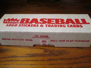lot 423 image: Brand New, Fleer Factory Sealed C...
