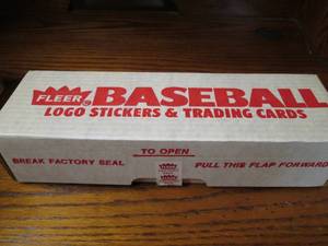 lot 424 image: Brand New, Fleer Factory Sealed C...
