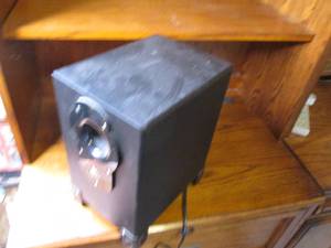lot 462 image: Logitech G51 Subwoofer with inputs ...