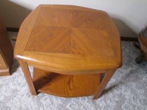 lot 502 image: Solid wood square end table with un...