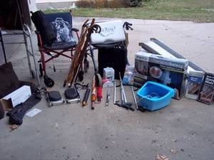 lot 355 image: Large lot of items to help ease your pain.