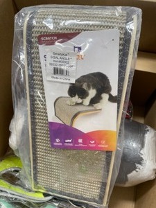 lot 63 image: Assortment of New Pet products
