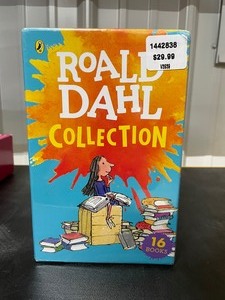 lot 47 image: New Roald Dahl Collection Books Set  16 Books