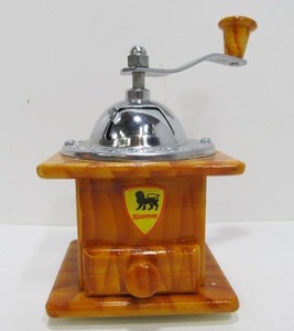 lot 26 image: Vintage SUMA Small Ceramic Hand Crank Coffee Grinder