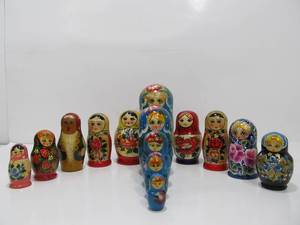 lot 44 image: Group of Assorted Hand Painted Russian Matryoshka Dolls