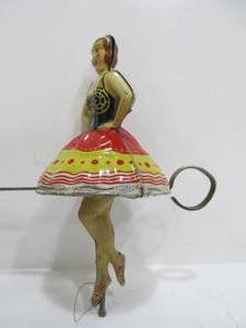 lot 47 image: Working Vintage MARX Tin Litho Spinning Ballerina Toy