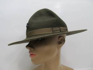lot 61 image: Nice Vintage Stratton Campaign Style Felt Marine Corps Seargents Hat