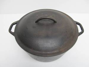 lot 91 image: LODGE Cast Iron 10 Dutch Oven