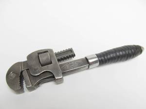 lot 134 image: Excellent Small Antique Stillson Wrench