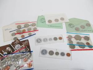 lot 138 image: Group of Uncirculated US Mint Proof Coin Sets