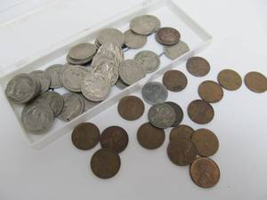lot 139 image: Estate Lot of Old Wheat Pennies & Buffalo Nickels