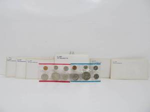 lot 102 image: Group of Vintage US Coin Mint Proof Sets