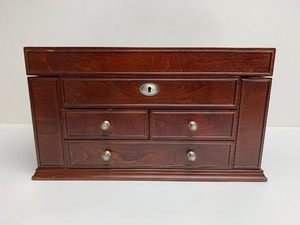 lot 311 image: Nice Multi-Drawer Jewelry Cabinet wKey