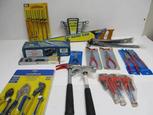 lot 222 image: Nice Group of Brand New Tools #1