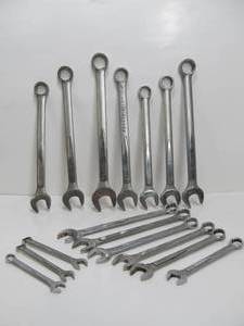 lot 260 image: Nice Large Set of ESCO Heavy Duty Combination Wrenches