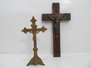 lot 263 image: 2 Larger Vintage Crucifixes 