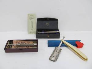 lot 270 image: Group of Vintage & Antique Razors