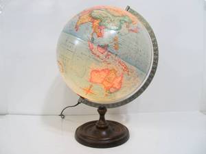 lot 276 image: Vintage Scan Globe Light Up Globe AS Denmark
