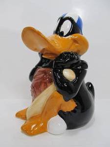 lot 283 image: Looney Toons Daffy Duck Baseball Ceramic Cookie Jar