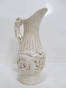 lot 288 image: Mid Century RED WING Aert Pottery EwerVase
