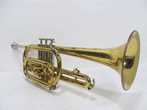 lot 345 image: Vintage BUNDY Trumpet wCase