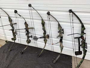 lot 365 image: Lot of 5 Crossbows - Some AS IS 