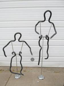 lot 357 image: Pair of Poseable Store Mannequins 