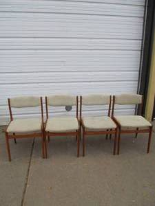 lot 364 image: Set of 4 Vintage Mid Century Teak Side Chairs