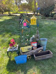 Garden Decoration Bundle A