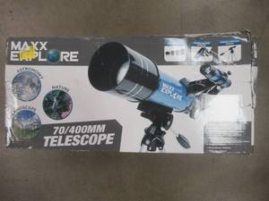 lot 518 image: Maxx Explore 70400mm Telescope Science Set, Unisex for Children and Teens Ages 8 - Open Box, SOLD AS IS