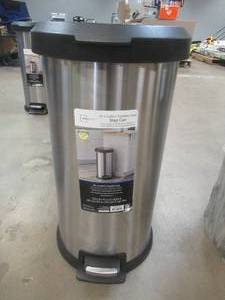lot 562 image: Mainstays 10.5 Gal Step Can in Stainless - Slight Scratch and Dent - SOLD AS IS
