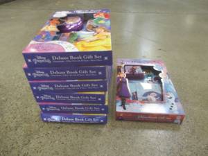lot 632 image: (7) Disney Deluxe Gift Book Sets - NEW (Packaging may be damaged) SOLD AS IS