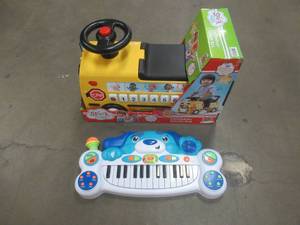lot 715 image: (2) Childrens Toys - SOLD AS IS