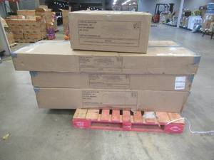 lot 721 image: ANGOLO 1 CLASSIC 3-PIECE SECTIONAL AND OTTOMAN SET IN BROWN - SOLD AS IS