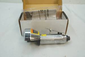 lot 18 image: central pneumatic 3 air cutter