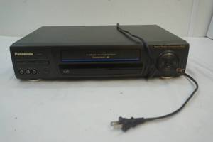 lot 24 image: Panasonic vhs player