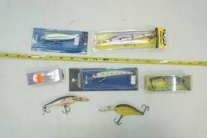 lot 112 image: Fishing Lures