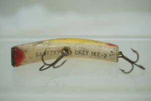 lot 121 image: Kautzky Lazy Ike-2 Vintage Wood Lure
