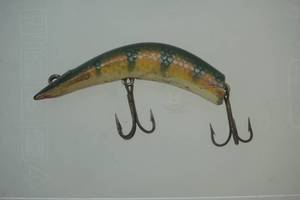 lot 122 image: Kautzky Lazy Ike-2 Vintage Wood Lure