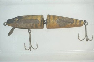 lot 125 image: Vintage Wood Lure