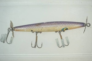 lot 127 image: Vintage Wood Lure